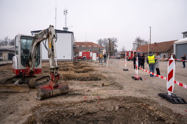 0212-f.granic-press-vatrogasci-garaza-09