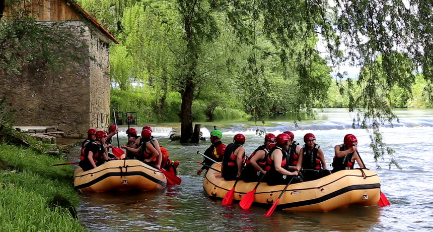 Image 4933224 (auto) Image 4933224 (auto)