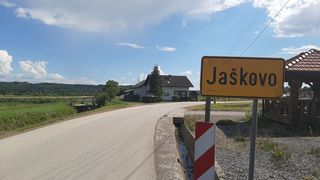 Image 4526892 (auto)