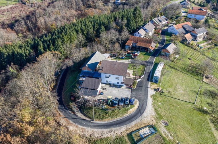 1-1536×1024 1-1536×1024