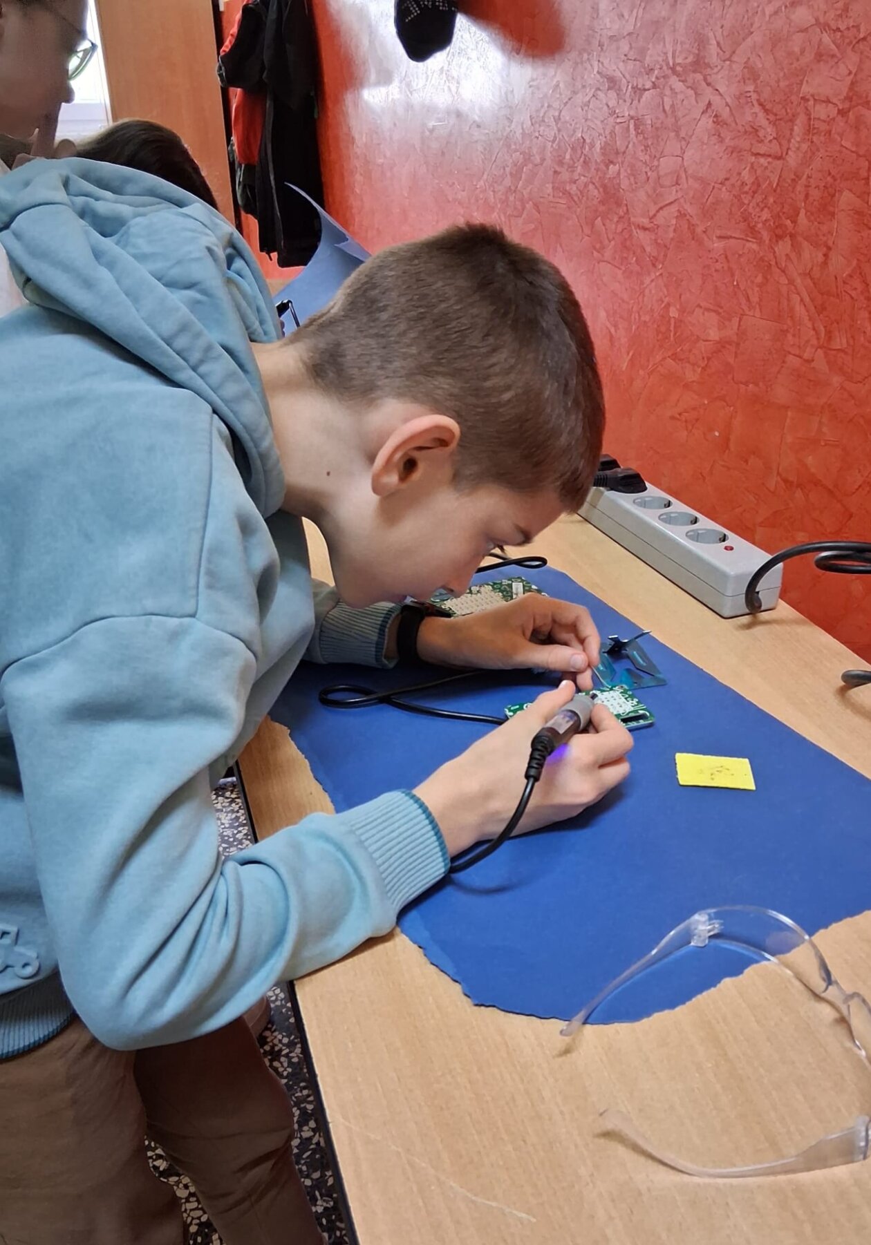 1000072737 1000072737