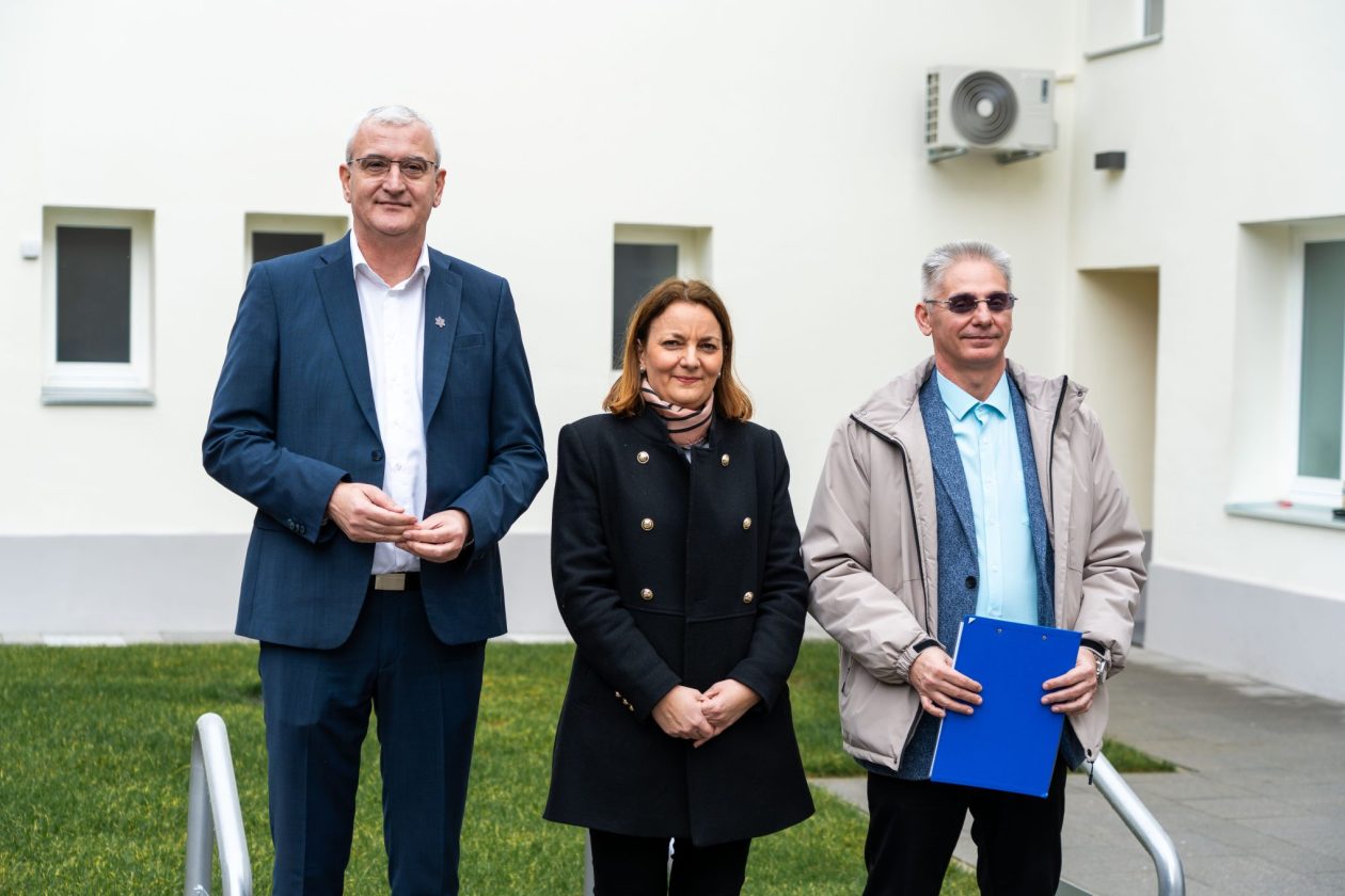 1202-f.granic-press-mala-zgrada-gradske-uprave-02