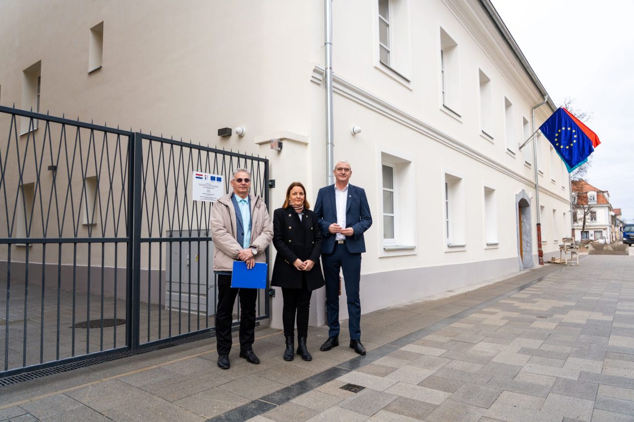 1202-f.granic-press-mala-zgrada-gradske-uprave-07