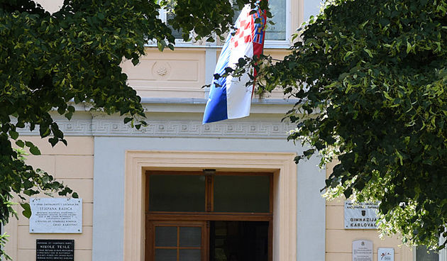 gimnazija