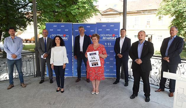Image 4546268 (auto)