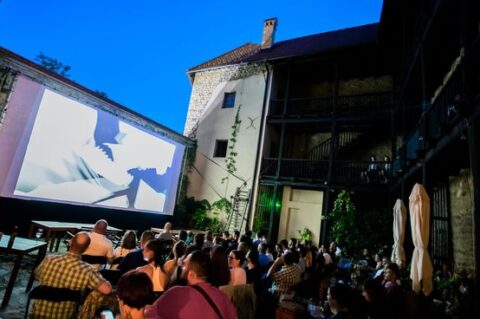 1e2a4cf6663e27ad34a2bf6ab5e662fa-view_article