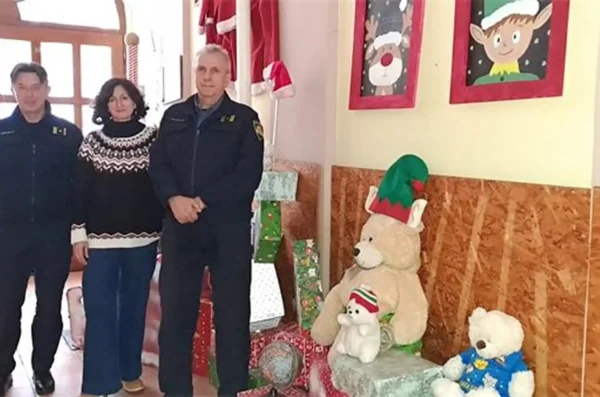 20241223 Centar za pružanje usluga u zajednici Vladimir Nazor 01 Davor Boljkovac, Nataša Horvat i Dražen Lauš (izvor Policijska uprava karlovačka)