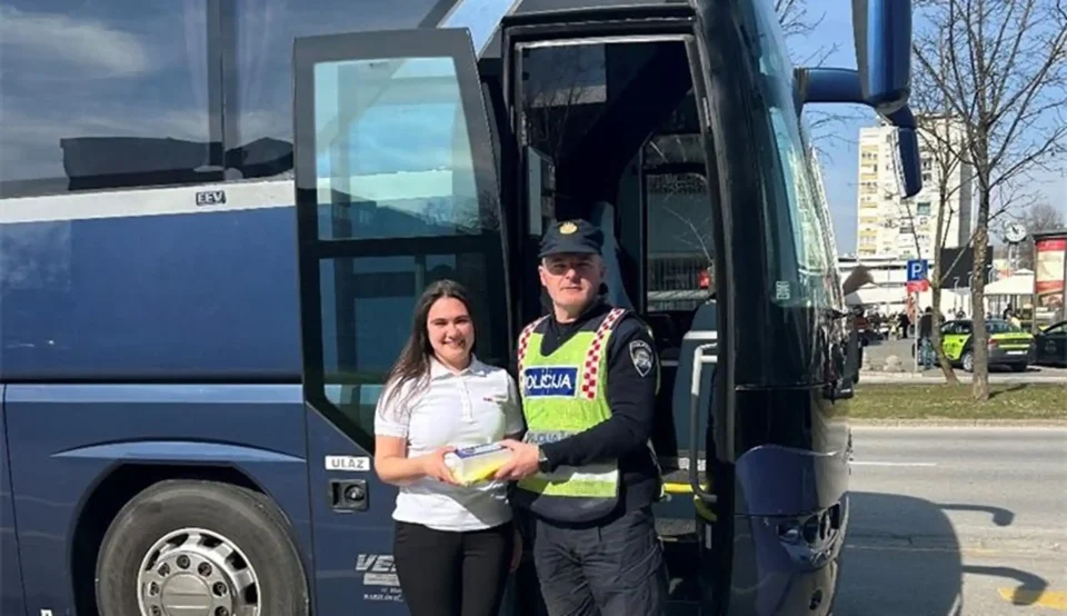 20250308 Međunarodni dan žena 01 (foto Policijska uprava karlovačka)