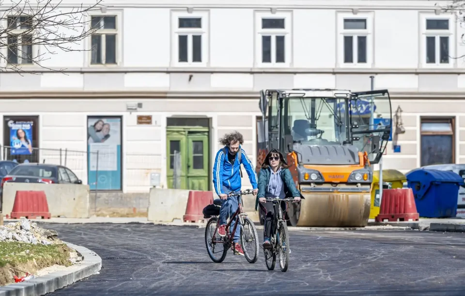 20250309 Karlovačkim ulicama (foto Igor Čepurkovski) 28 bicikli, biciklisti
