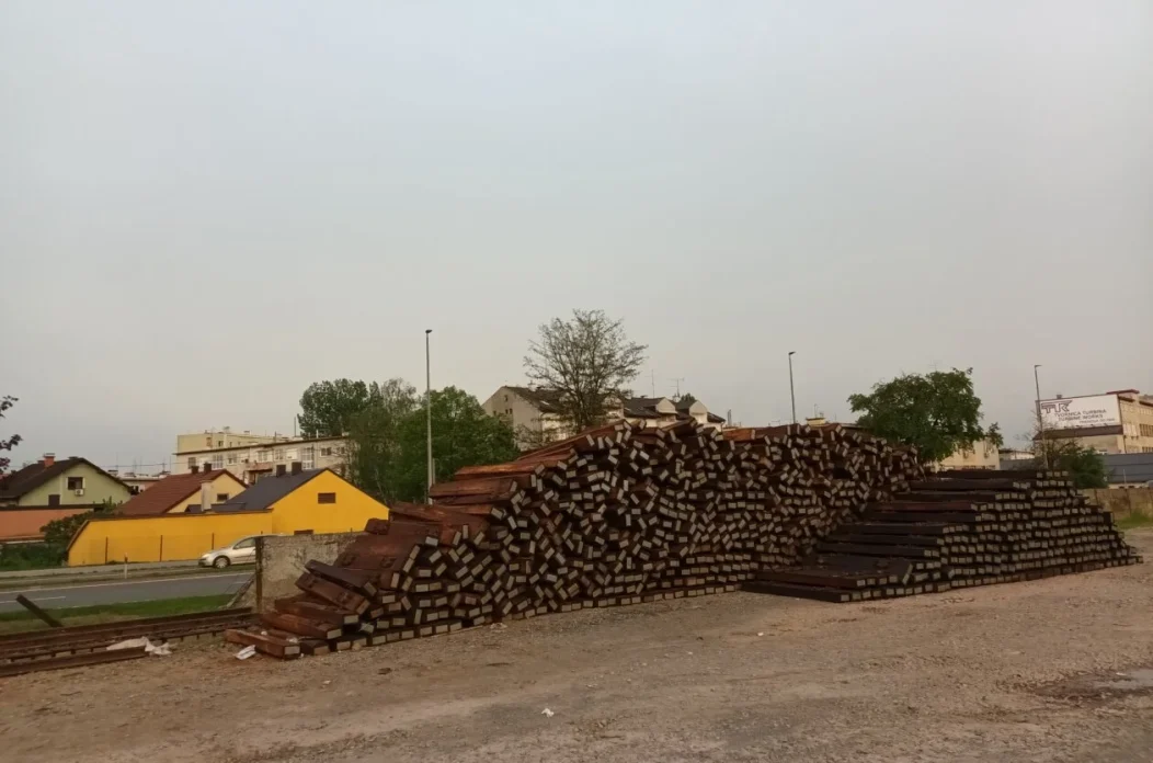 20250422_192652-1260×945