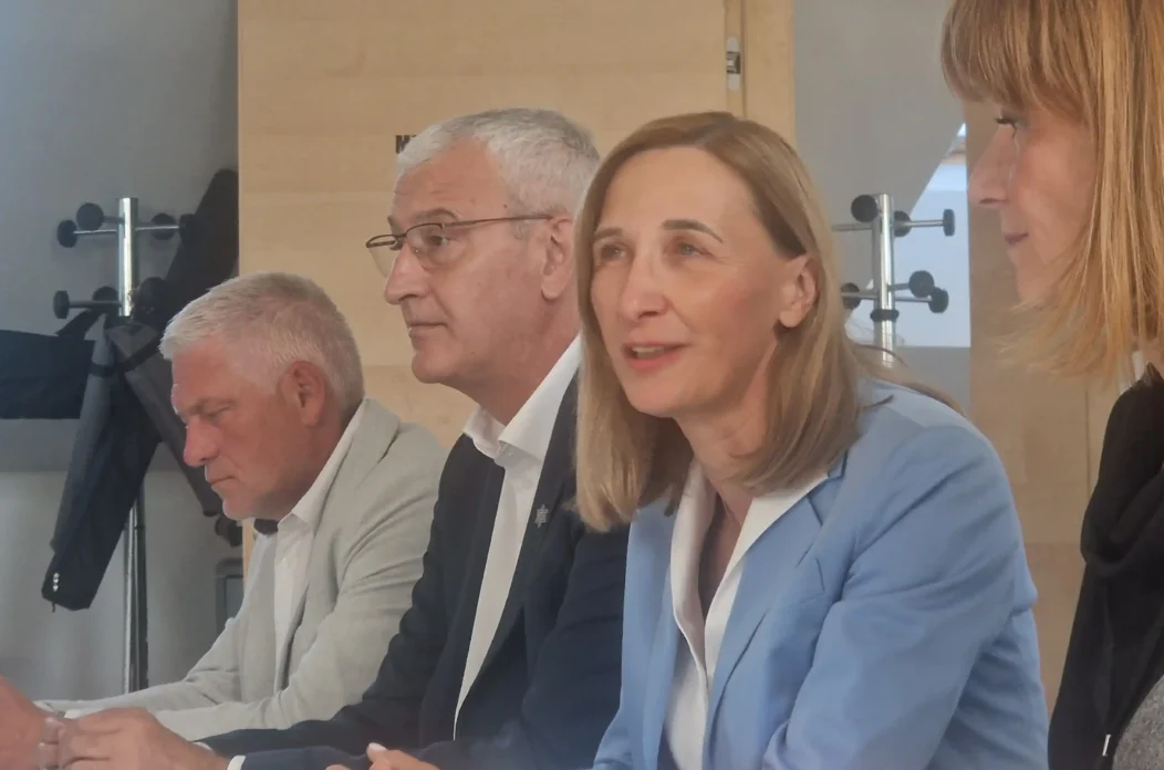 20250901 Kino Edison 04 Tomislav Boljar, Damir Mandić, Nataša Mikuš Žigman i Martina Furdek Hajdin 20250901 Kino Edison 04 Tomislav Boljar, Damir Mandić, Nataša Mikuš Žigman i Martina Furdek Hajdin