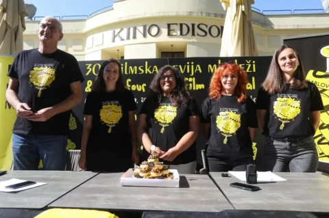 20250905 Damir Mandić, Sanja Zanki Pejić, Ksenija Sanković, Branka Maradin Keča i Lana Dojčinović Matovina (foto Kristina Štedul Fabac, PIXSELL) 20250905 Damir Mandić, Sanja Zanki Pejić, Ksenija Sanković, Branka Maradin Keča i Lana Dojčinović Matovina (foto Kristina Štedul Fabac, PIXSELL)