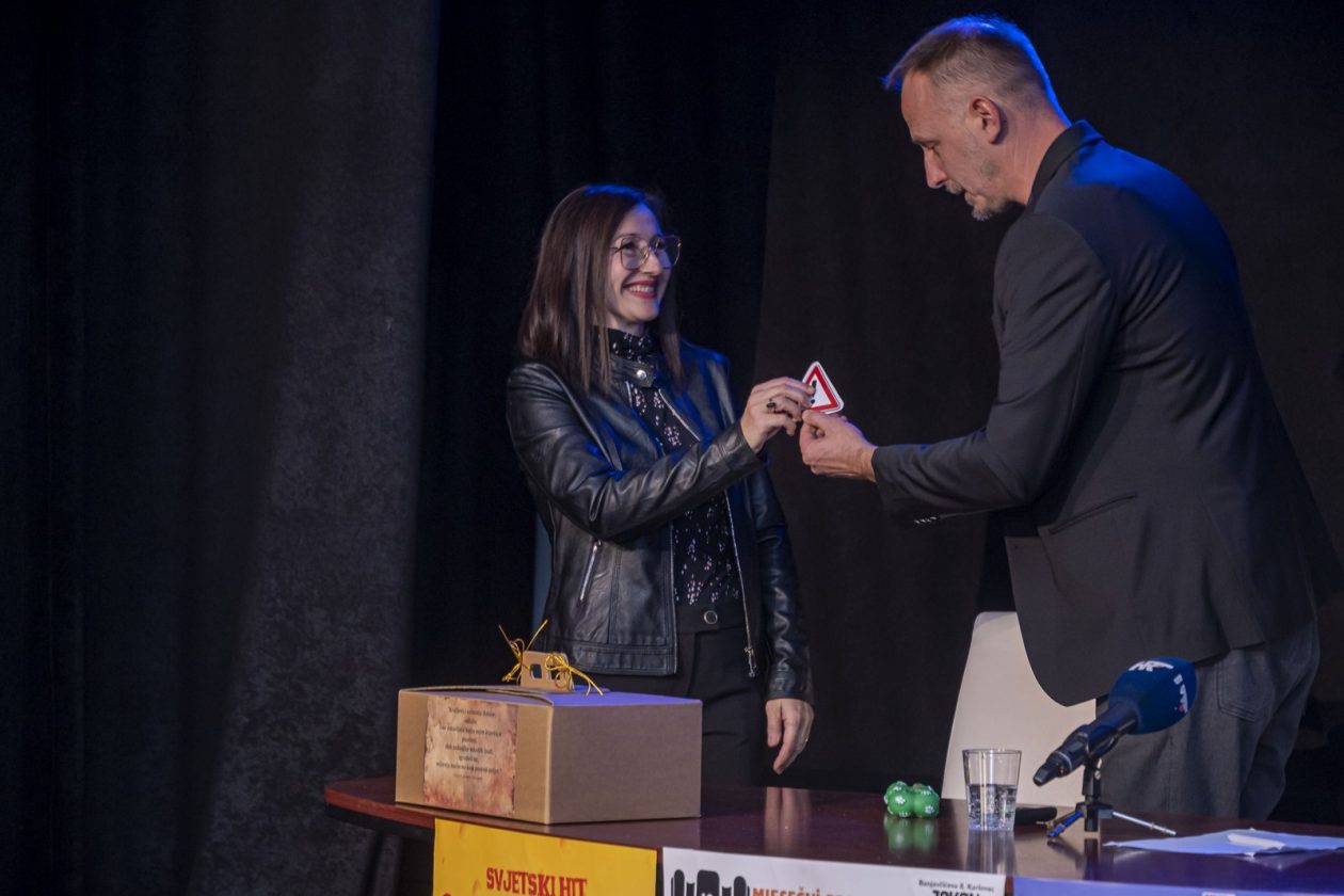 20251006 zakon teatar otvorenje malog kazališta u knjižnici za mlade (20)