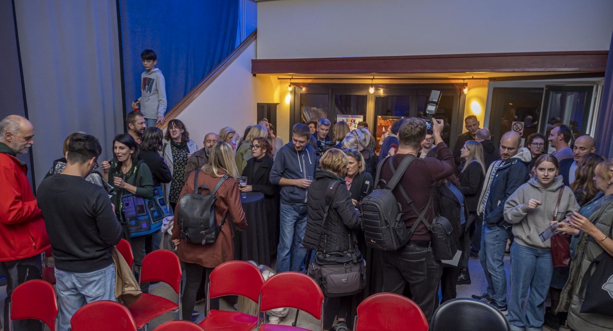 20251006 zakon teatar otvorenje malog kazališta u knjižnici za mlade (9)