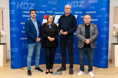 20251007 Tihomir Čohan, Ivana Fočić, Damir Mandić i Marin Svetić 01 (foto HDZ)