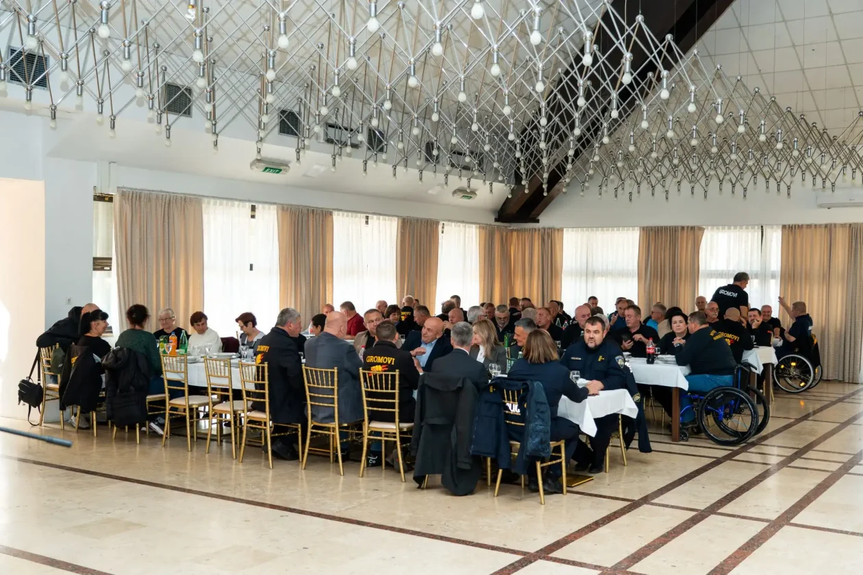 20251007 Udruga veterana 2. gardijske brigade Gromovi (foto Grad Karlovac) 03