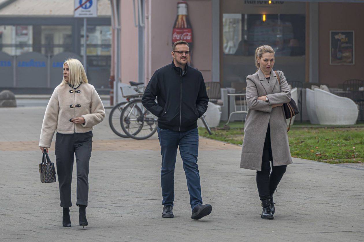 20251007karlovačkim ulicama (21) 20251007karlovačkim ulicama (21)