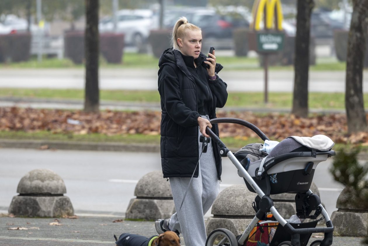 20251007karlovačkim ulicama (35) 20251007karlovačkim ulicama (35)