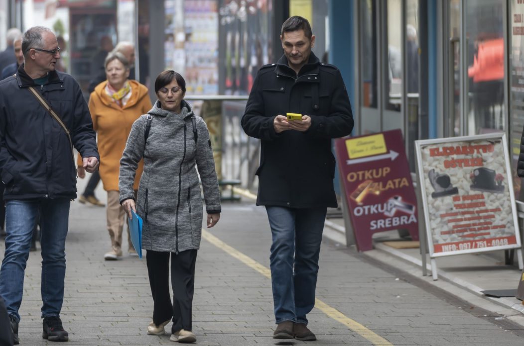 20251007karlovačkim ulicama (5) 20251007karlovačkim ulicama (5)