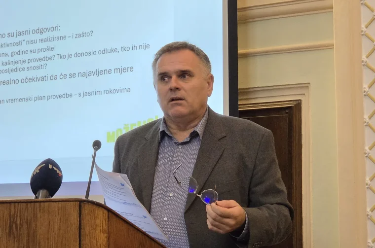 20251009 Gradsko vijeće Karlovac 19 Miroslav Vukovojac