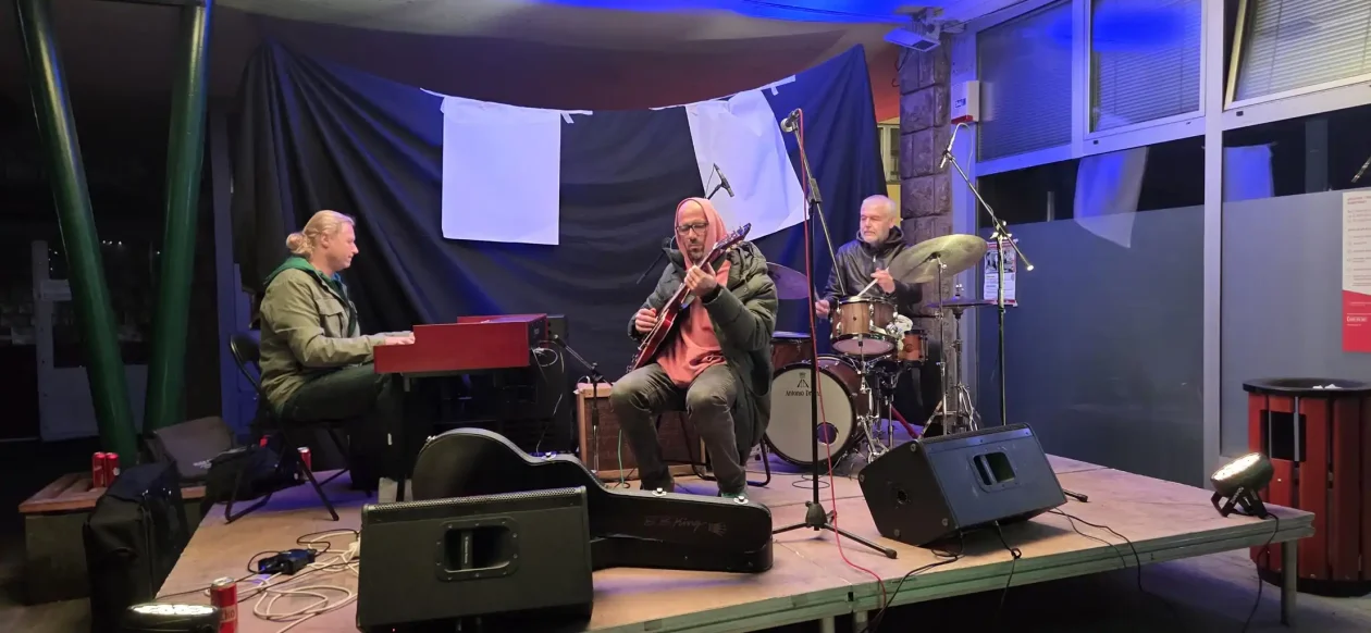 20251010 17. Kunstbunker Music & Art Festival 07 Nikola Šantek, Davor Doležal i Krunoslav Levačić