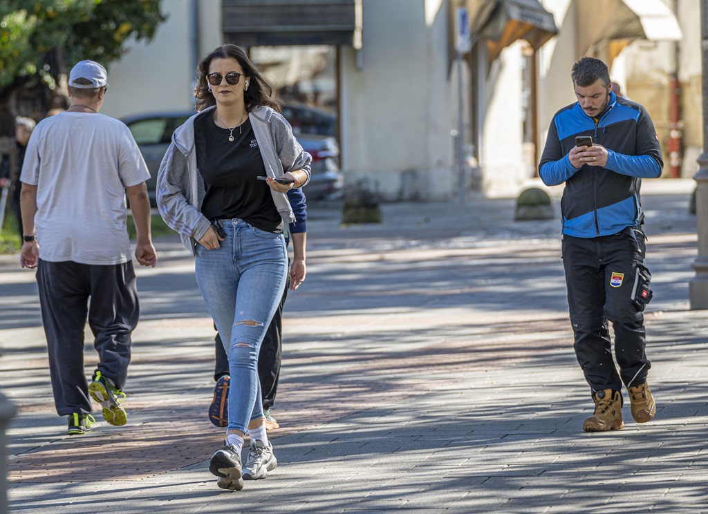 20251024 karlovačkim ulicama (20) 20251024 karlovačkim ulicama (20)