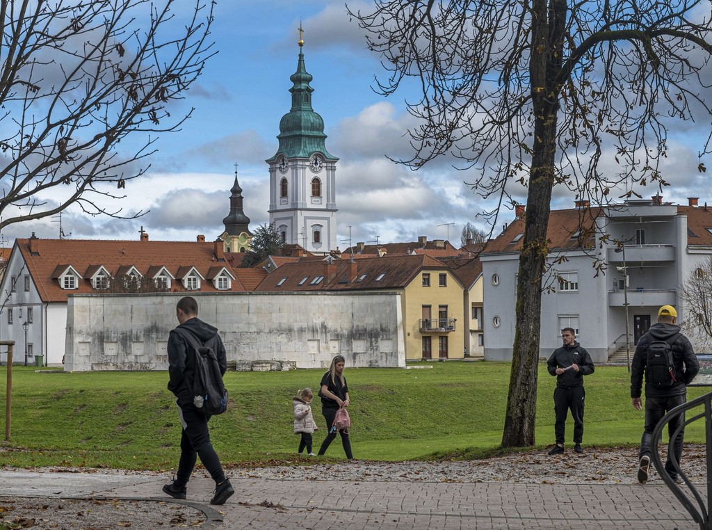 20251027 Karlovačkim ulicama (37) 20251027 Karlovačkim ulicama (37)