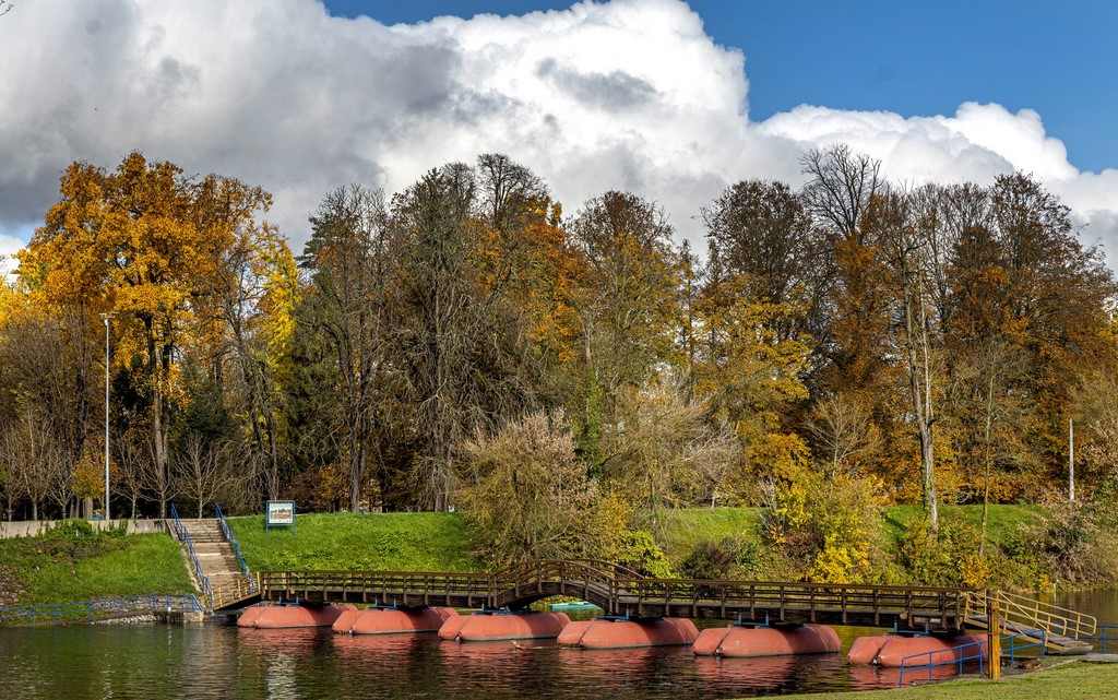 20251027 Karlovačkim ulicama (8) 20251027 Karlovačkim ulicama (8)