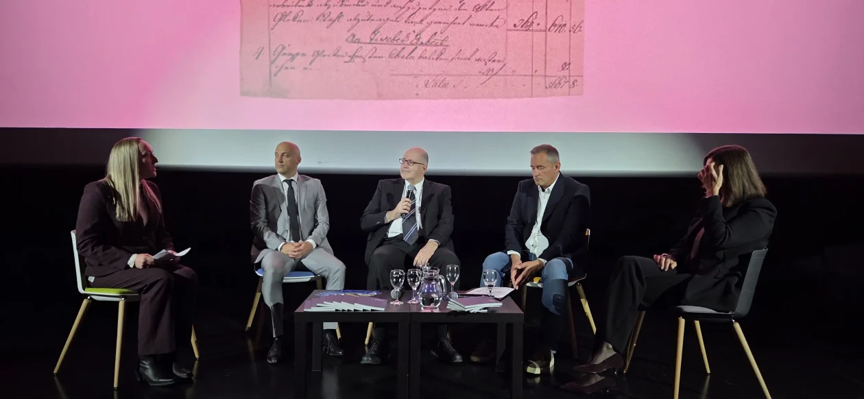 20251027 Kino Edison 07 Petra Smajić, Ivan Gojmerac, Antionio Bosio, Srećko Radelić i Sonja Kočevar 20251027 Kino Edison 07 Petra Smajić, Ivan Gojmerac, Antionio Bosio, Srećko Radelić i Sonja Kočevar