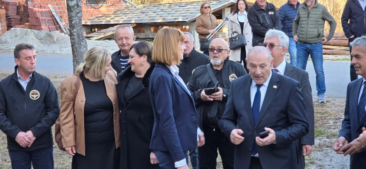 20251114 Donji Lađevac 14 Martina Furdek Hajdin i Tomo Medved