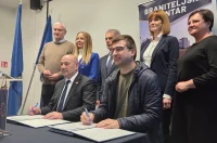 20251114 Rastoke 17 Damir Mandić, Mirjana Puškarić, Davor Huško, Martina Furdek Hajdin, Anđelka Salopek, Tomo Medved i Mario Biljan