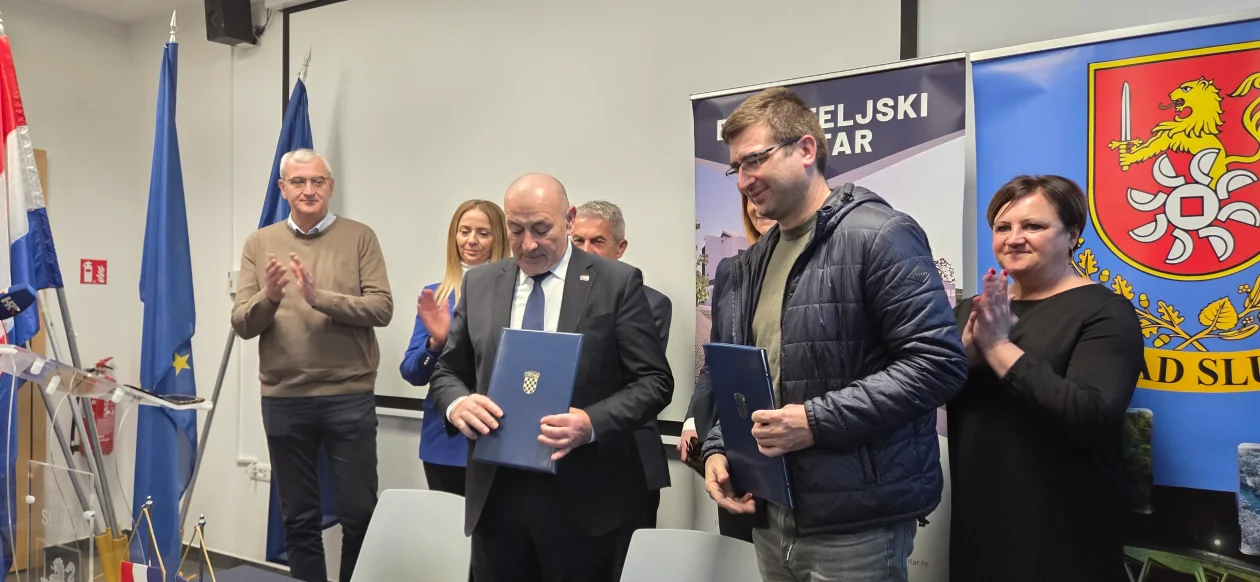 20251114 Rastoke 23 Tomi Medved i Mario Biljan