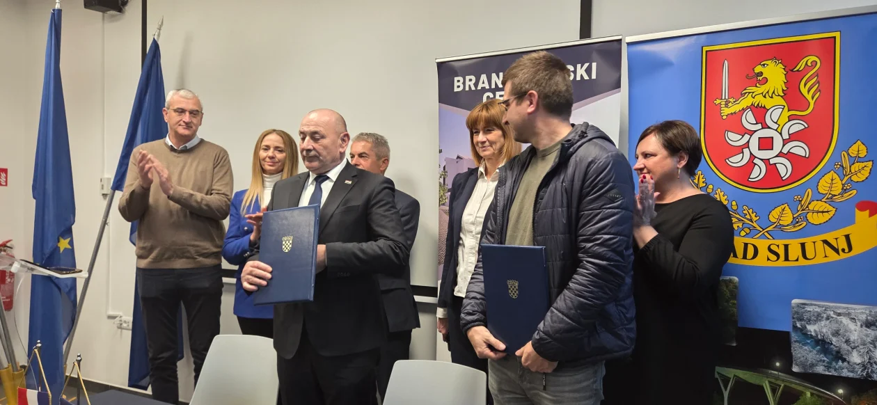 20251114 Rastoke 27 Tomi Medved i Mario Biljan