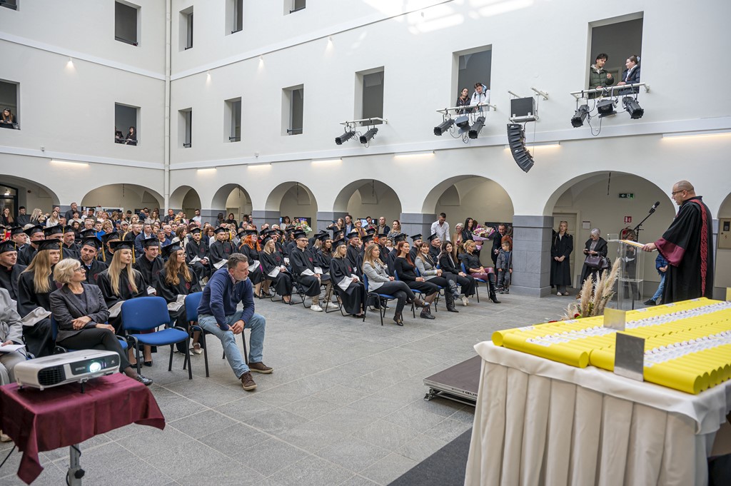 20251114 promocija studenata veleučilišta u Karlovcu (38)