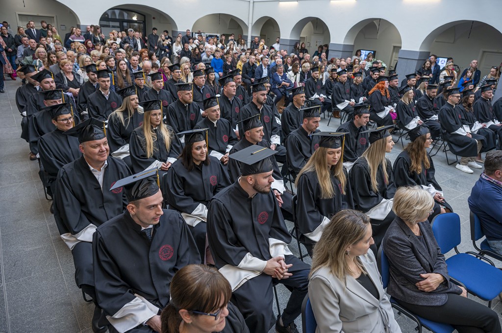 20251114 promocija studenata veleučilišta u Karlovcu (40)