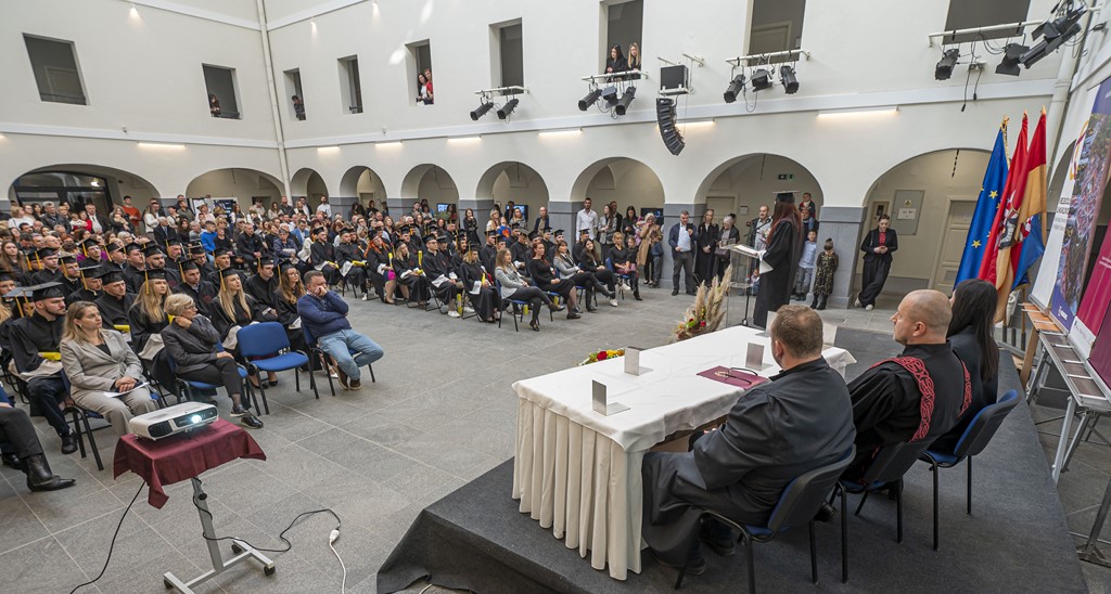 20251114 promocija studenata veleučilišta u Karlovcu (50)