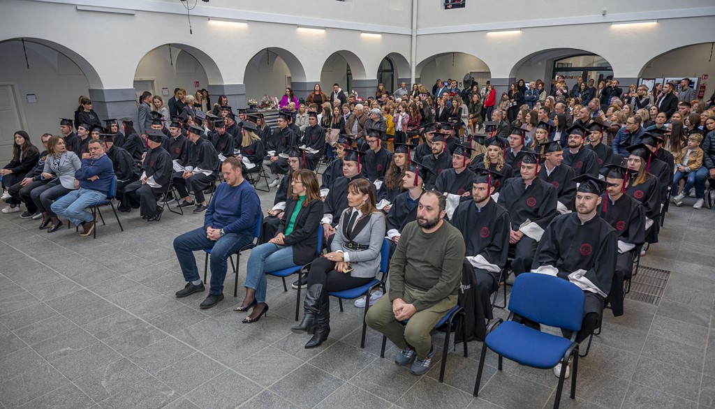 20251114 promocija studenata veleučilišta u Karlovcu (58)