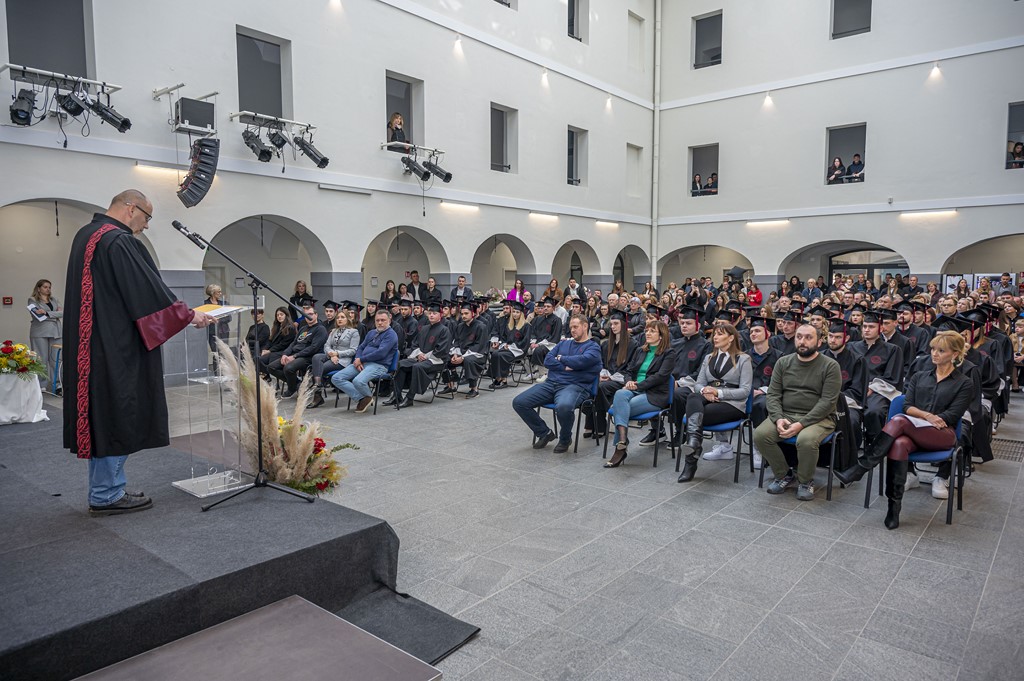 20251114 promocija studenata veleučilišta u Karlovcu (7)