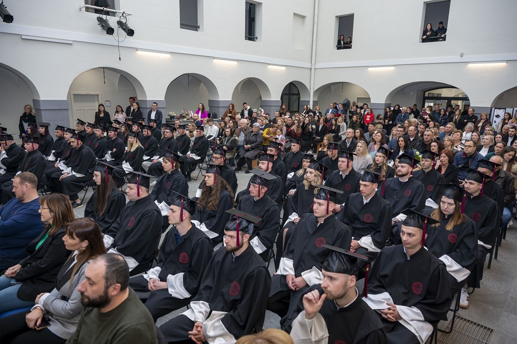 20251114 promocija studenata veleučilišta u Karlovcu (9)