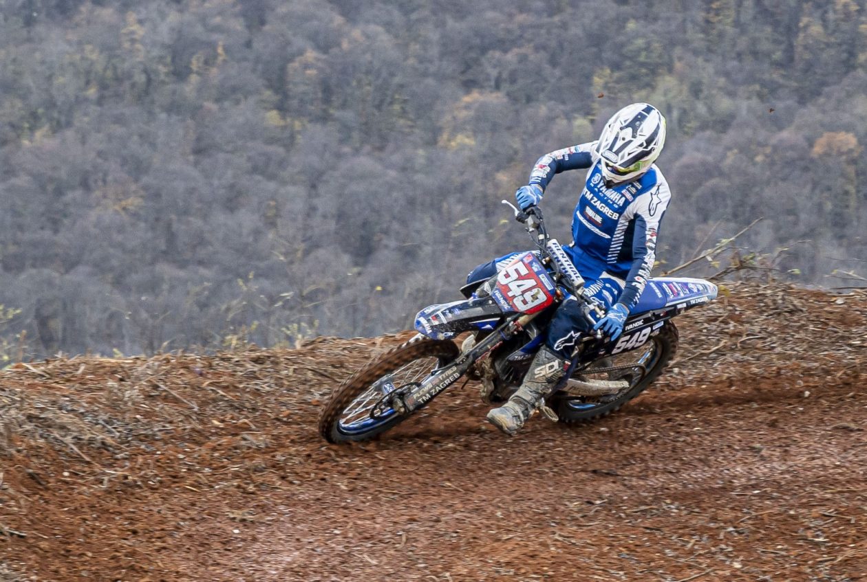 20251117 Ivandić potpisivanje ugovora (6)