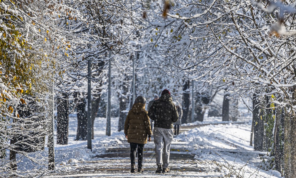20251123 karlovačkim ulicama snijeg (13) 20251123 karlovačkim ulicama snijeg (13)