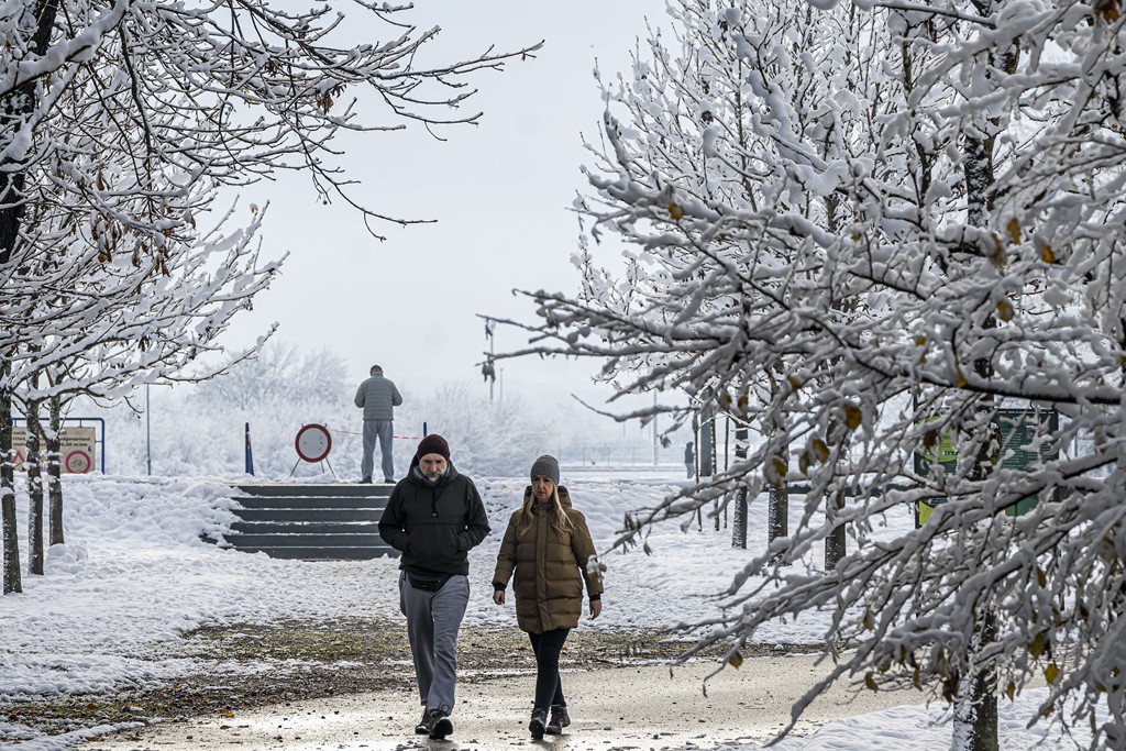 20251123 karlovačkim ulicama snijeg (28) 20251123 karlovačkim ulicama snijeg (28)