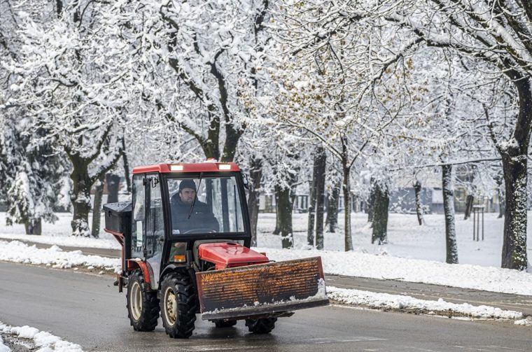 20251123 karlovačkim ulicama snijeg (33) 20251123 karlovačkim ulicama snijeg (33)