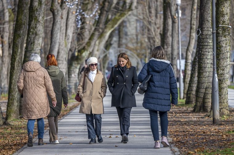 20251128 Karlovačkim ulicama (1)