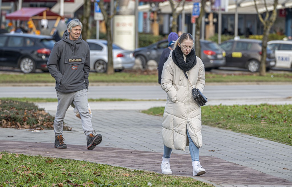 20251128 Karlovačkim ulicama (25)