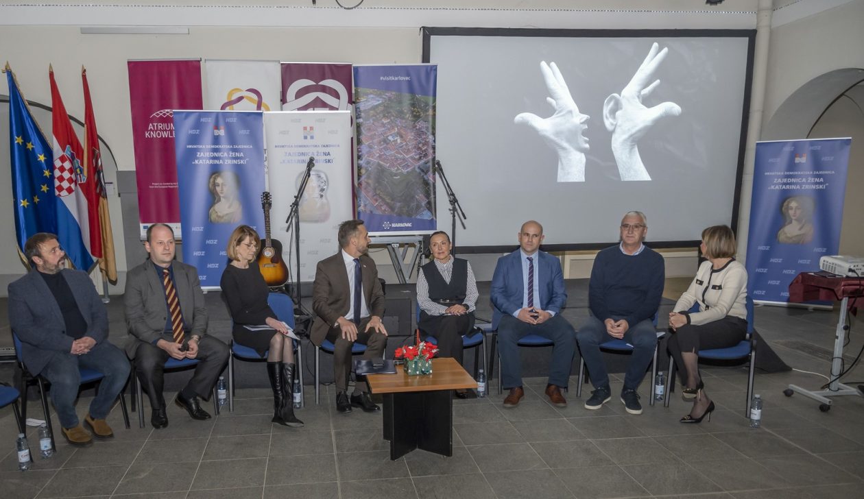 20251201 Veleučilište u Karlovcu (foto Igor Čepurkovski) 10 Tomislav Bednjak, Ivan Štedul, Martina Furdek Hajdin, Marin Piletić, Irena Hrstić, Darijo Jurišić, Damir Mandić i Ivana Mehle