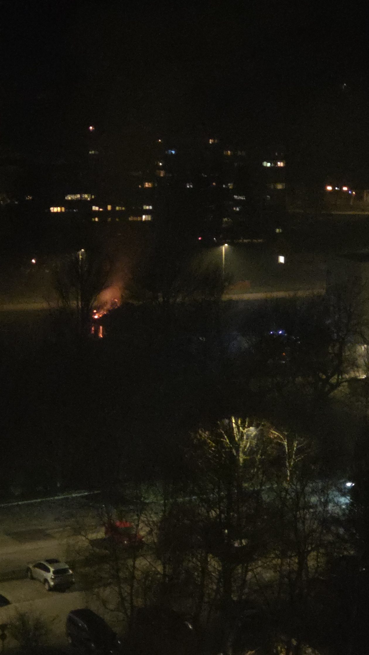 20251209_190244.jpg 20251209_190244.jpg