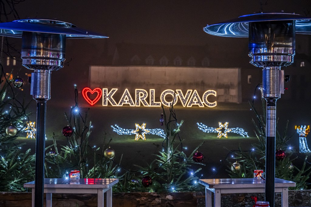 20251216 Advent u Karlovcu (27)