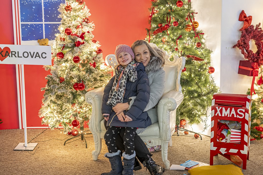 20251216 Advent u Karlovcu (48)