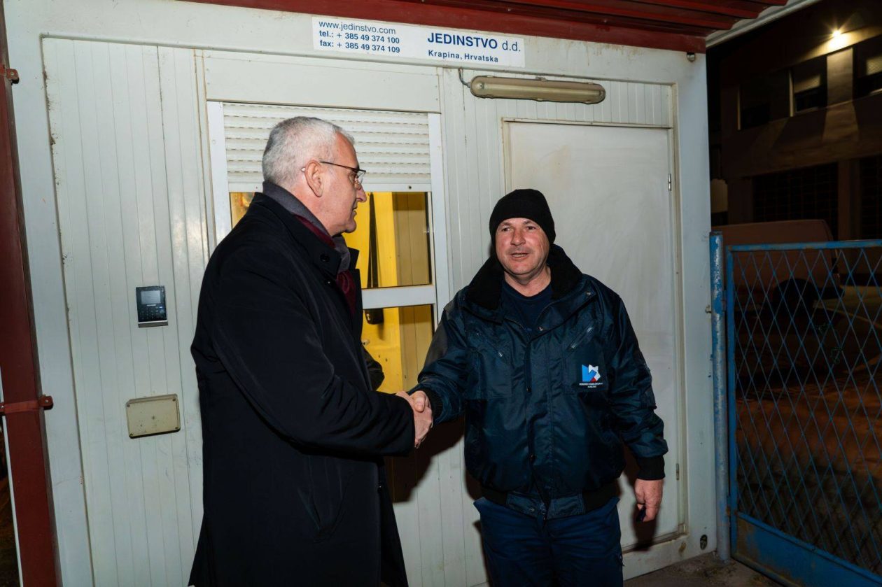 20251231 Gradska toplana (foto Grad Karlovac) 01 Damir Mandić i NN